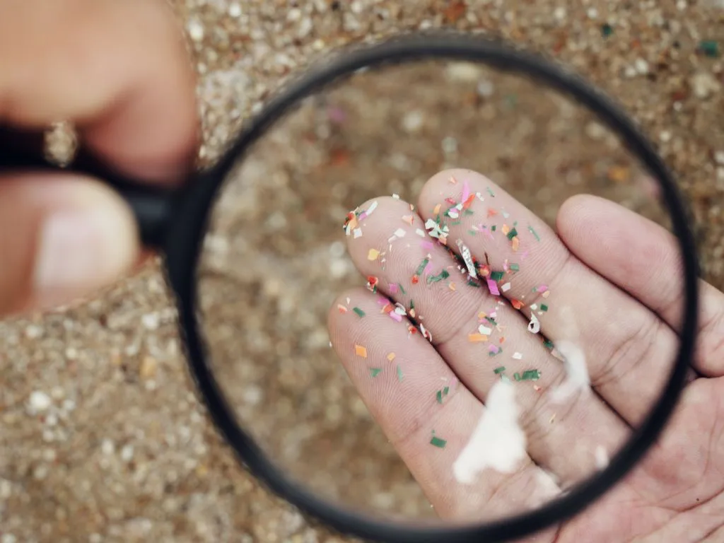 New EU Guide Clarifies Rules on Intentionally Added Microplastics