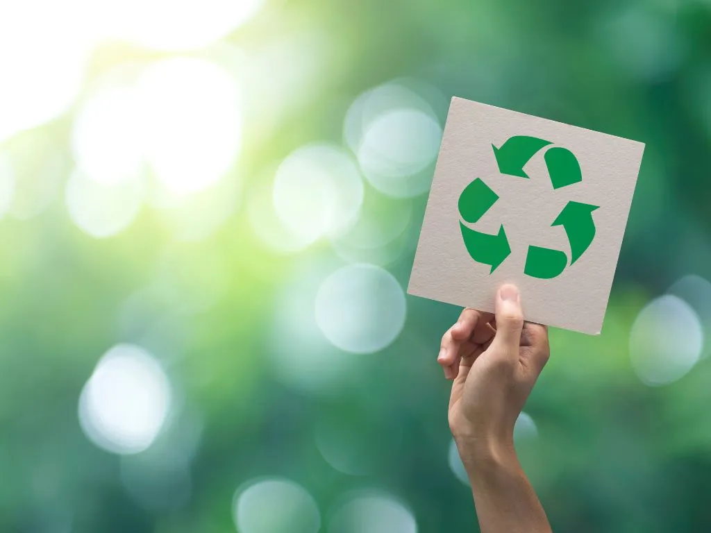Switzerland Adopts Comprehensive Packaging Ordinance Image